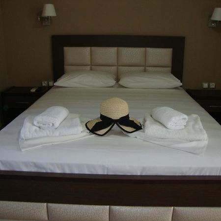 House Akis New Sarti Apartment Bagian luar foto