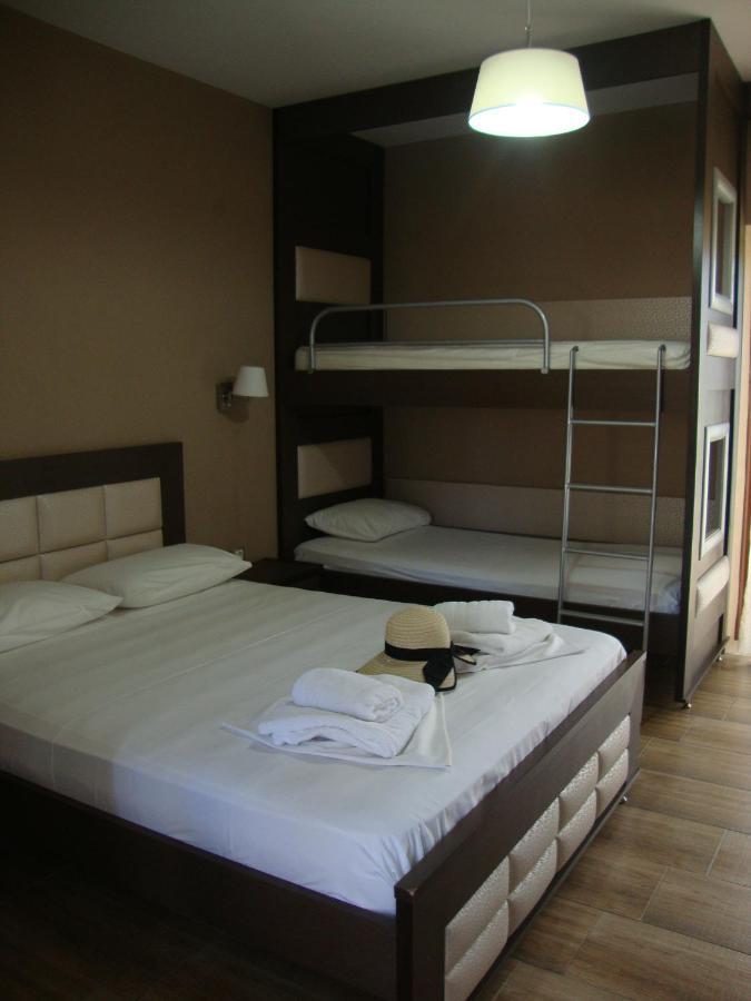 House Akis New Sarti Apartment Bagian luar foto